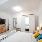 شقة Soni Exclusive Summer Waves Mamaia Nord Self Check-in