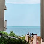 شقة Soni Exclusive Summer Waves Mamaia Nord Self Check-in
