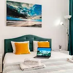 شقة Soni Exclusive Summer Waves Mamaia Nord Self Check-in