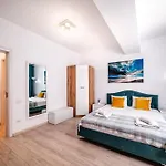 Soni Exclusive Summer Waves Mamaia Nord Self Check-in شقة Năvodari