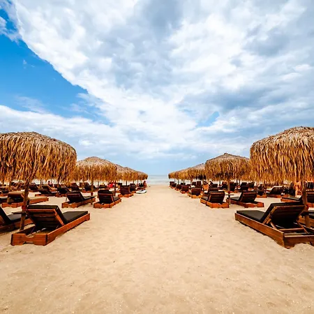 Soni Exclusive Summer Waves Mamaia Nord Self Check-in Нэводари